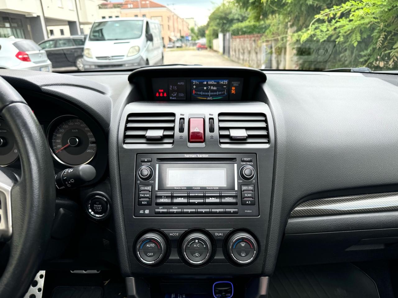 Subaru Forester 2.0 CVT XT 241cv