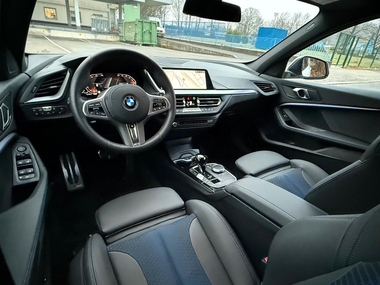 Bmw 120 120i 5p. Msport