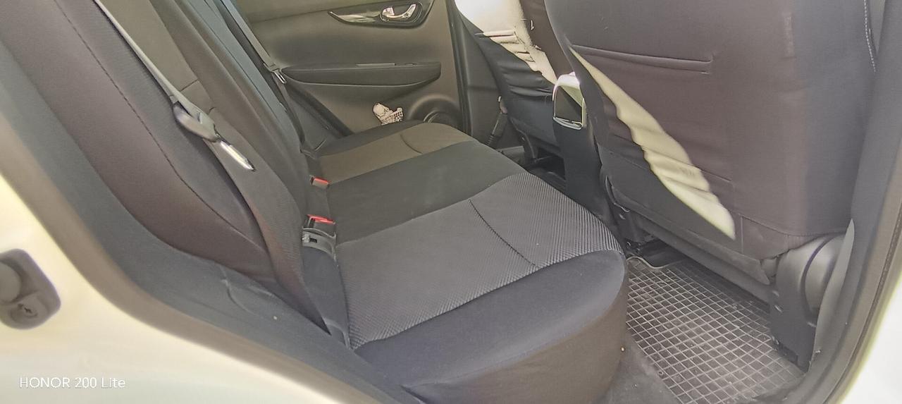 Nissan Qashqai 1.5 dci Tekna 110cv E6