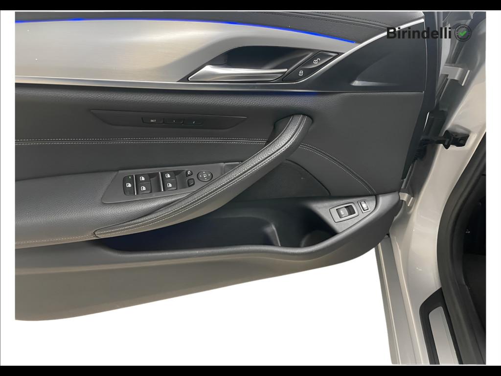 BMW Serie 5(G30/31/F90) - 530e Luxury