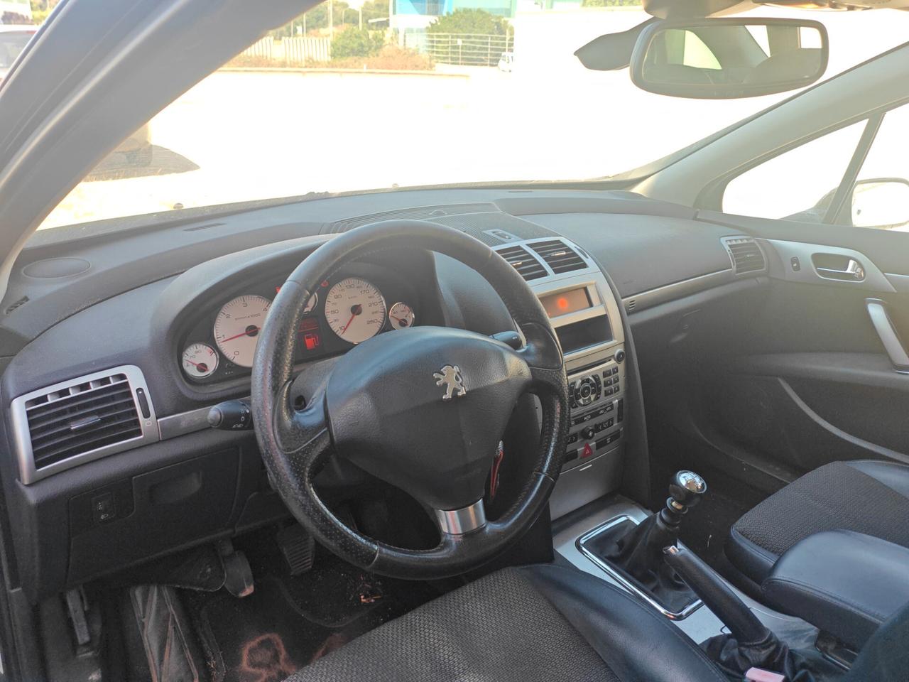 Peugeot 407 2.0 HDi SW Ciel Féline