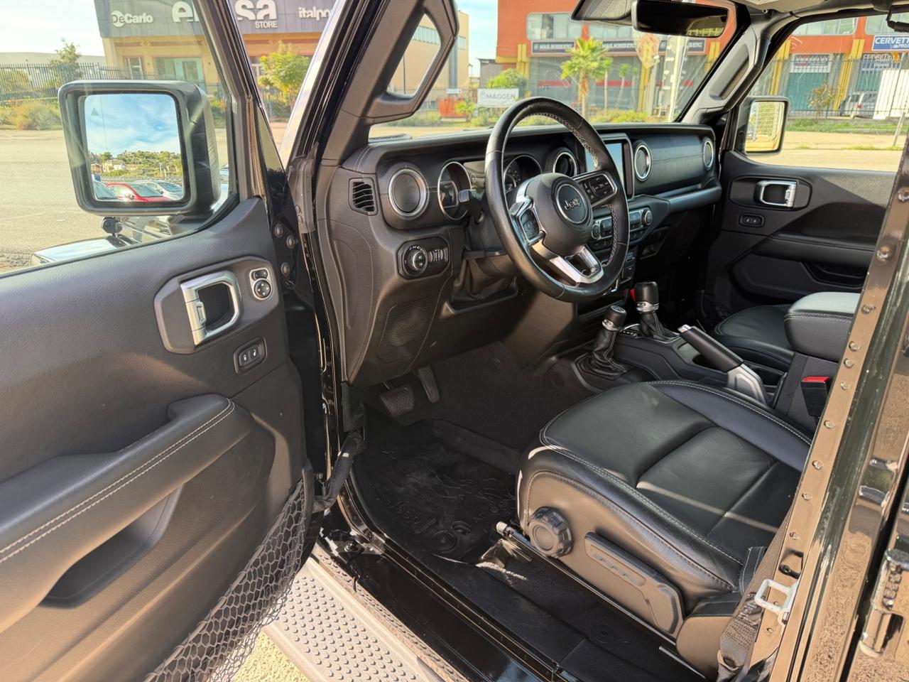 Jeep Wrangler Unlimited 2.2 Mjt II Sahara
