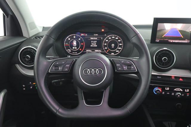 AUDI Q2 Q2 35 TDI S tronic Identity Black