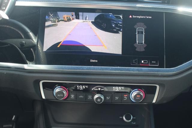 AUDI Q3 SPB 35 TDI quattro S tronic Identity Black