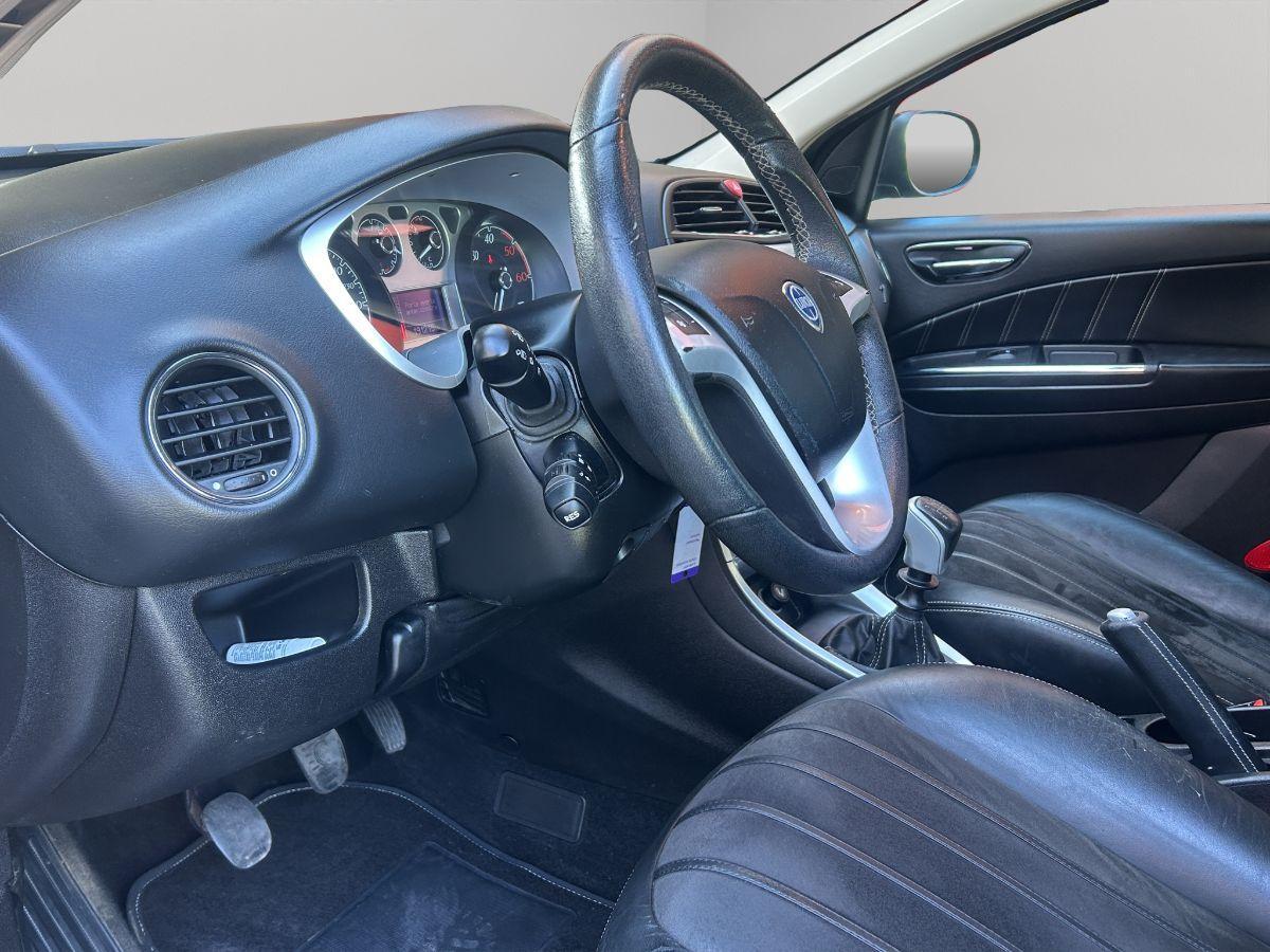 LANCIA - Delta - 1.6 MJT 120CV DPF Platino