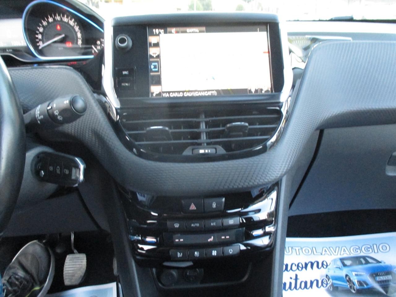 Peugeot 2008 BlueHDi 100 Black Matt 2015