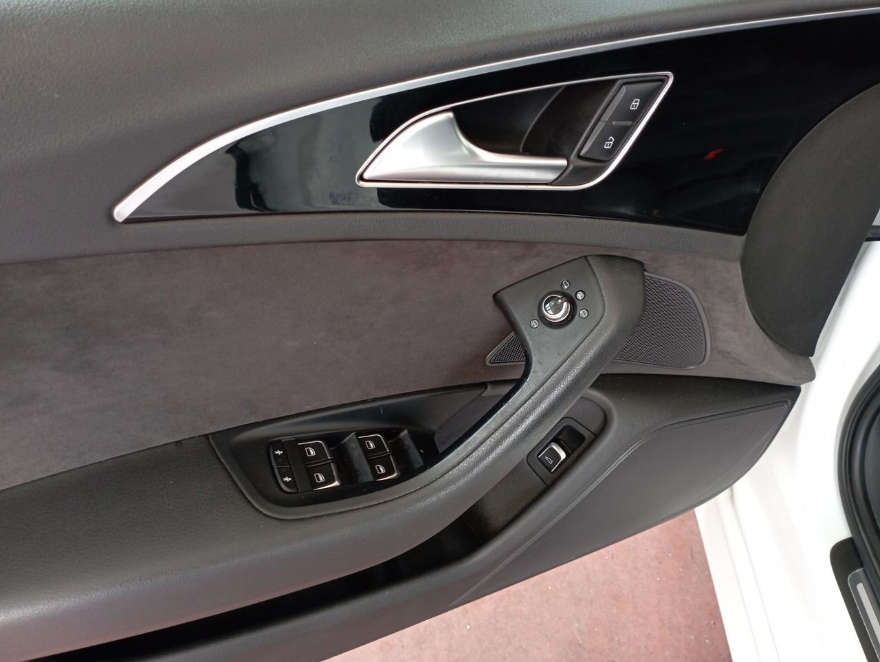 Audi A6 Avant 3.0 TDI quattro S tronic S-LINE