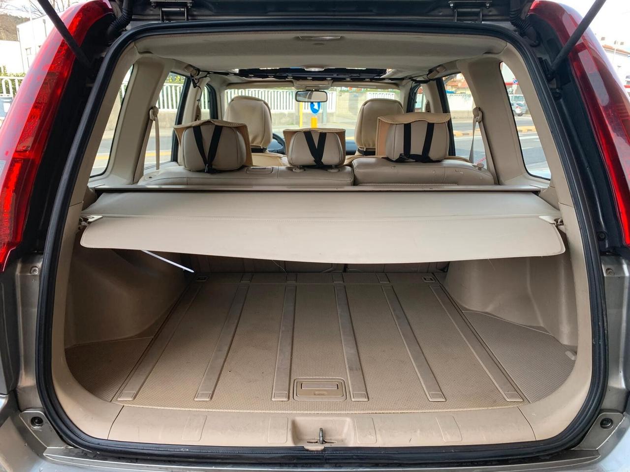 Nissan X-Trail 2.2 TD 4x4 Pelle Tetto Neopat.