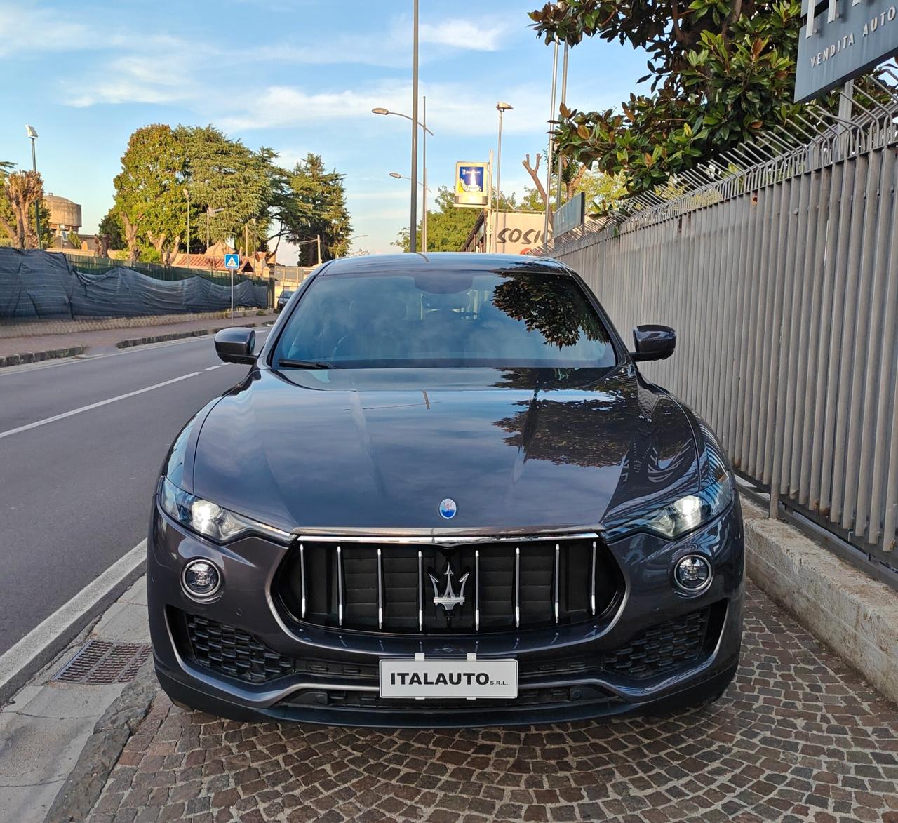 Maserati Levante 3.0 V6 250cv Diesel AWD