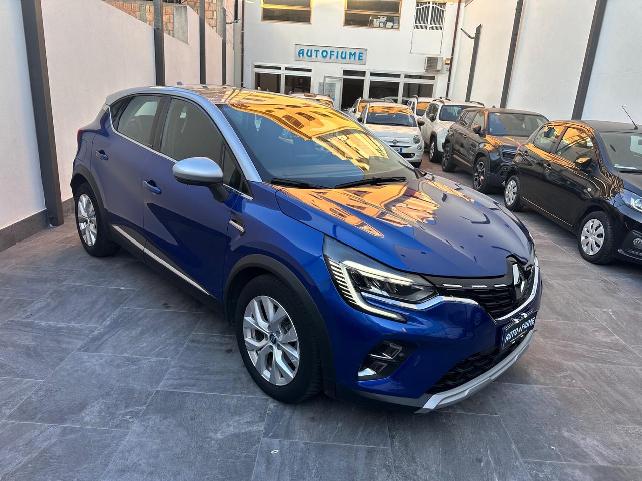 Renault Captur Plug-in Hybrid E-Tech 160 CV Intens