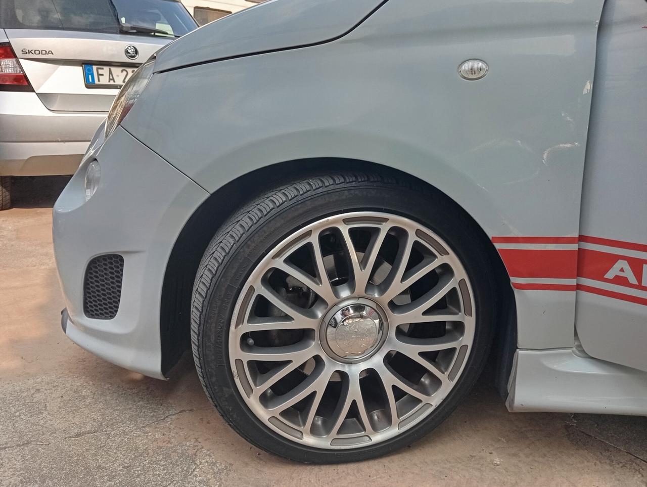 Abarth 500 1.4 Turbo T-Jet MTA Custom PERMUTE