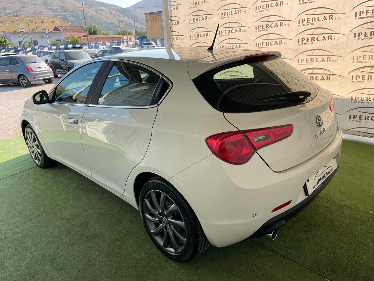 Alfa Romeo Giulietta 1.6 JTDm-2 105 CV Distinctive