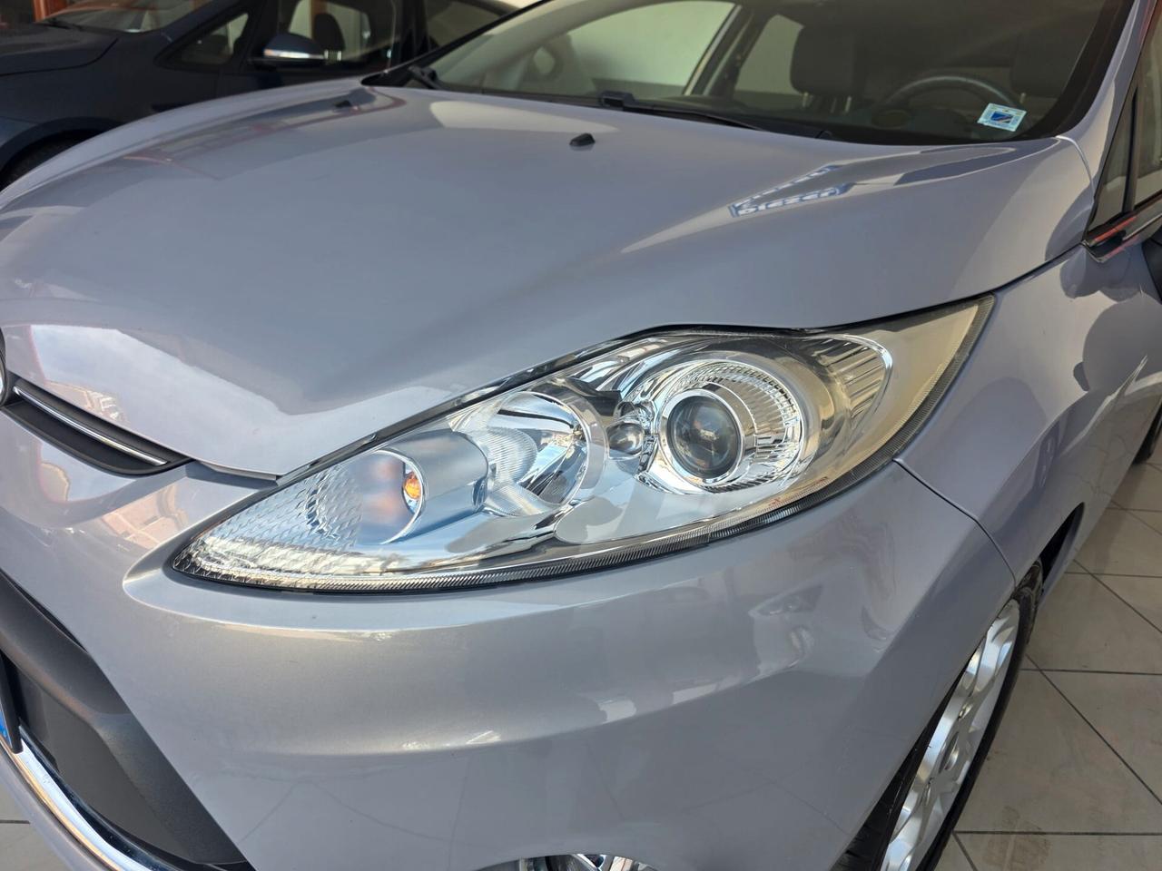 FORD FIESTA 1.4 DIESEL CON SOLI 113.000 KM 2012