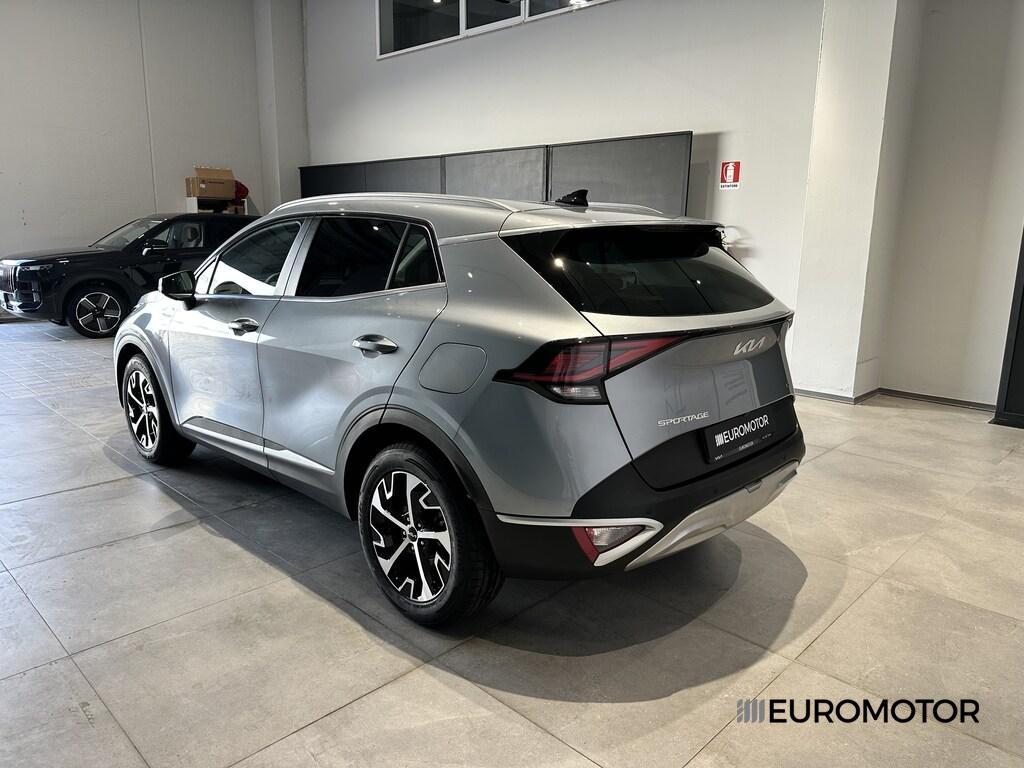 Kia Sportage 1.6 T-GDi HEV Style AT6