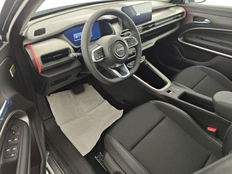 Jeep Avenger 1.2 Turbo MHEV Summit