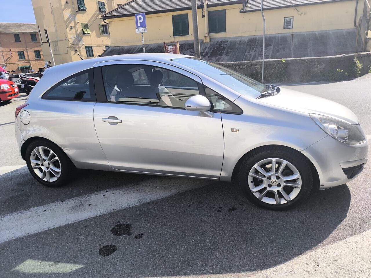 Opel Corsa 1.3 CDTI 90CV 3 porte Easytronic Sport