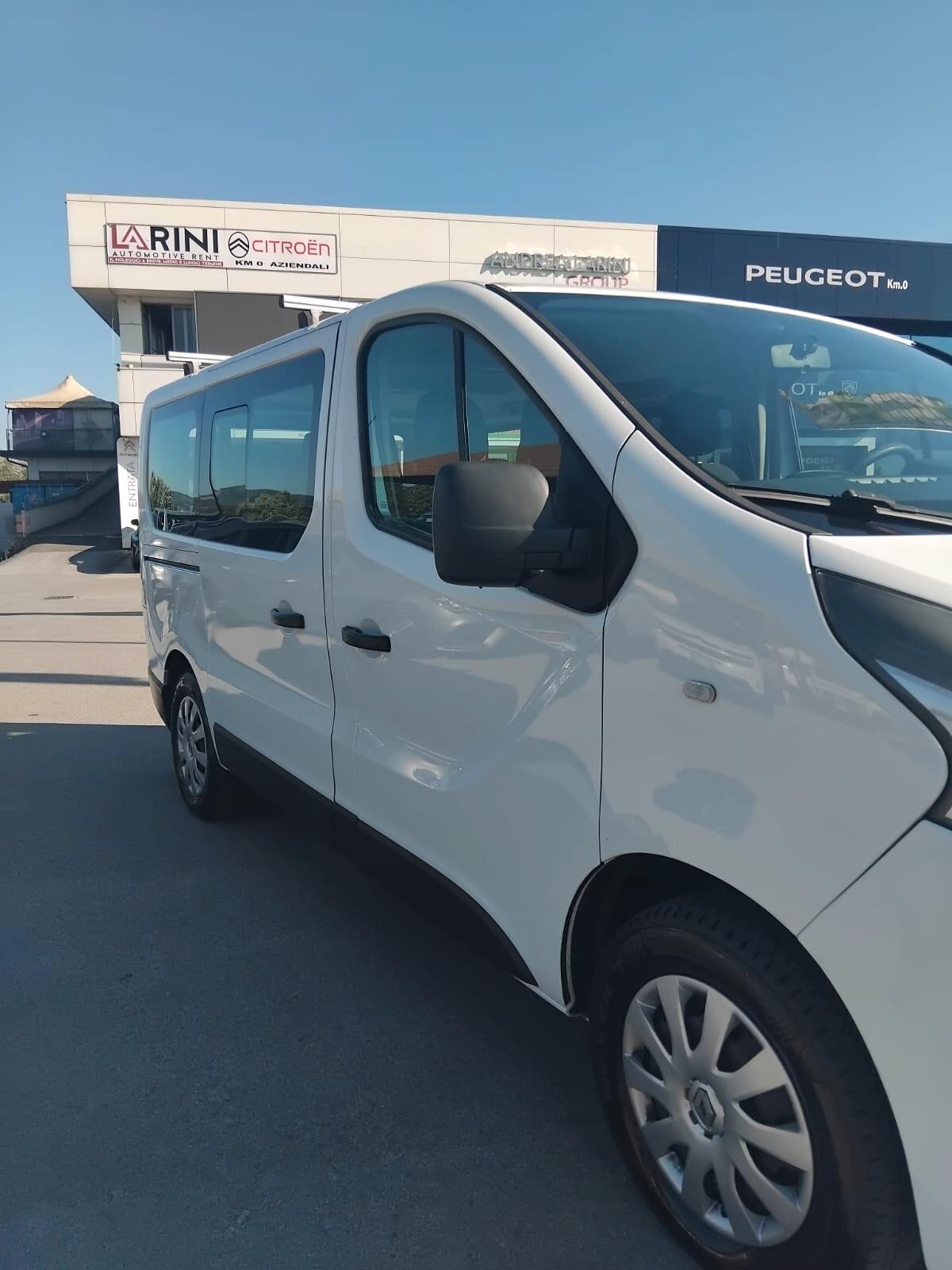 9 POSTI - Renault Trafic 1.6 dCi 125CV Intens – GARANZIA 12 MESI – FINANZIABILE!