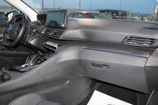 Peugeot 3008 II 1.2 puretech t Allure Pack s&s 130cv eat8