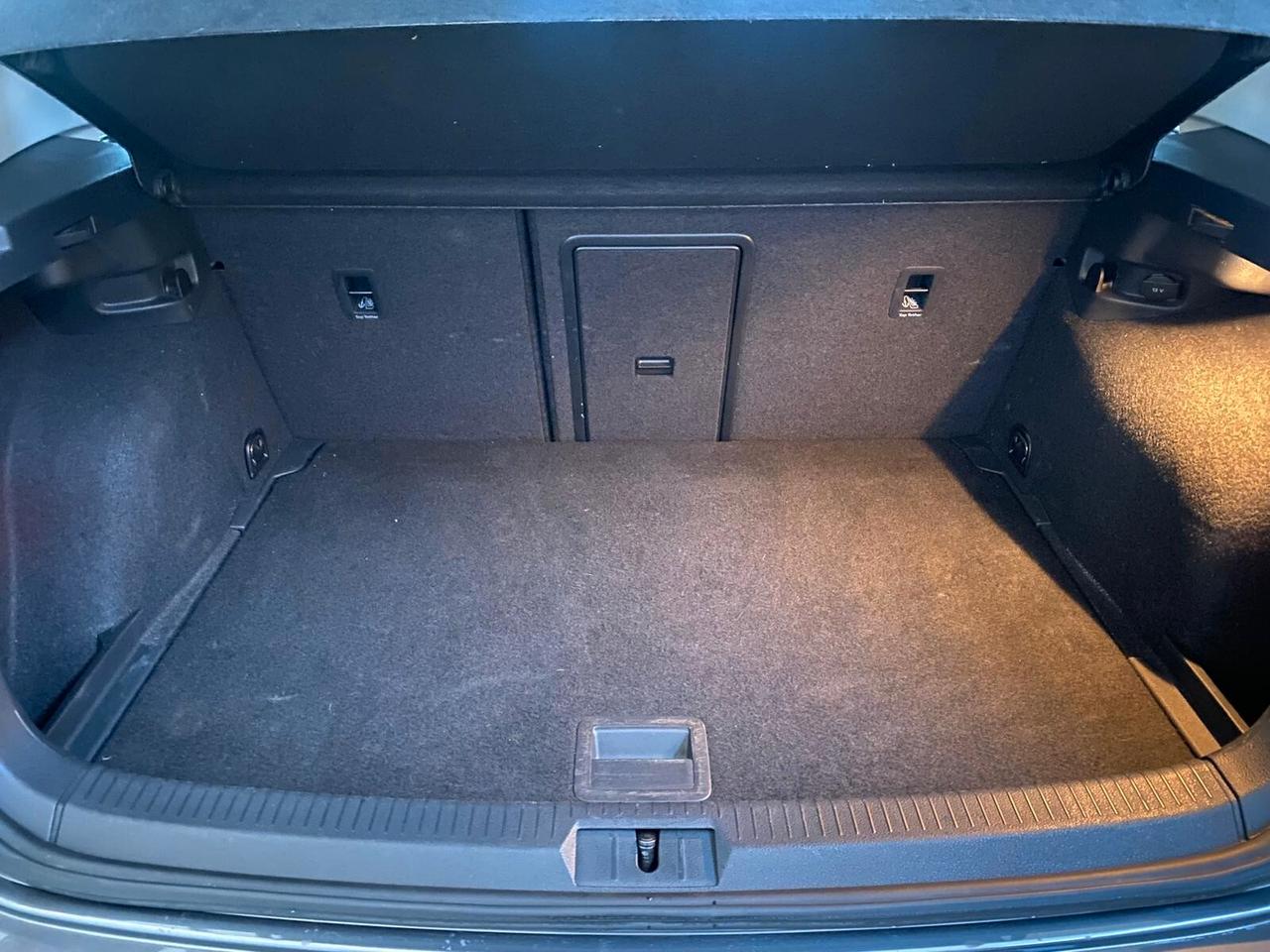 Volkswagen Golf 1.6 7.5 TDI 115 CV 5p. Business BlueMotion Technology