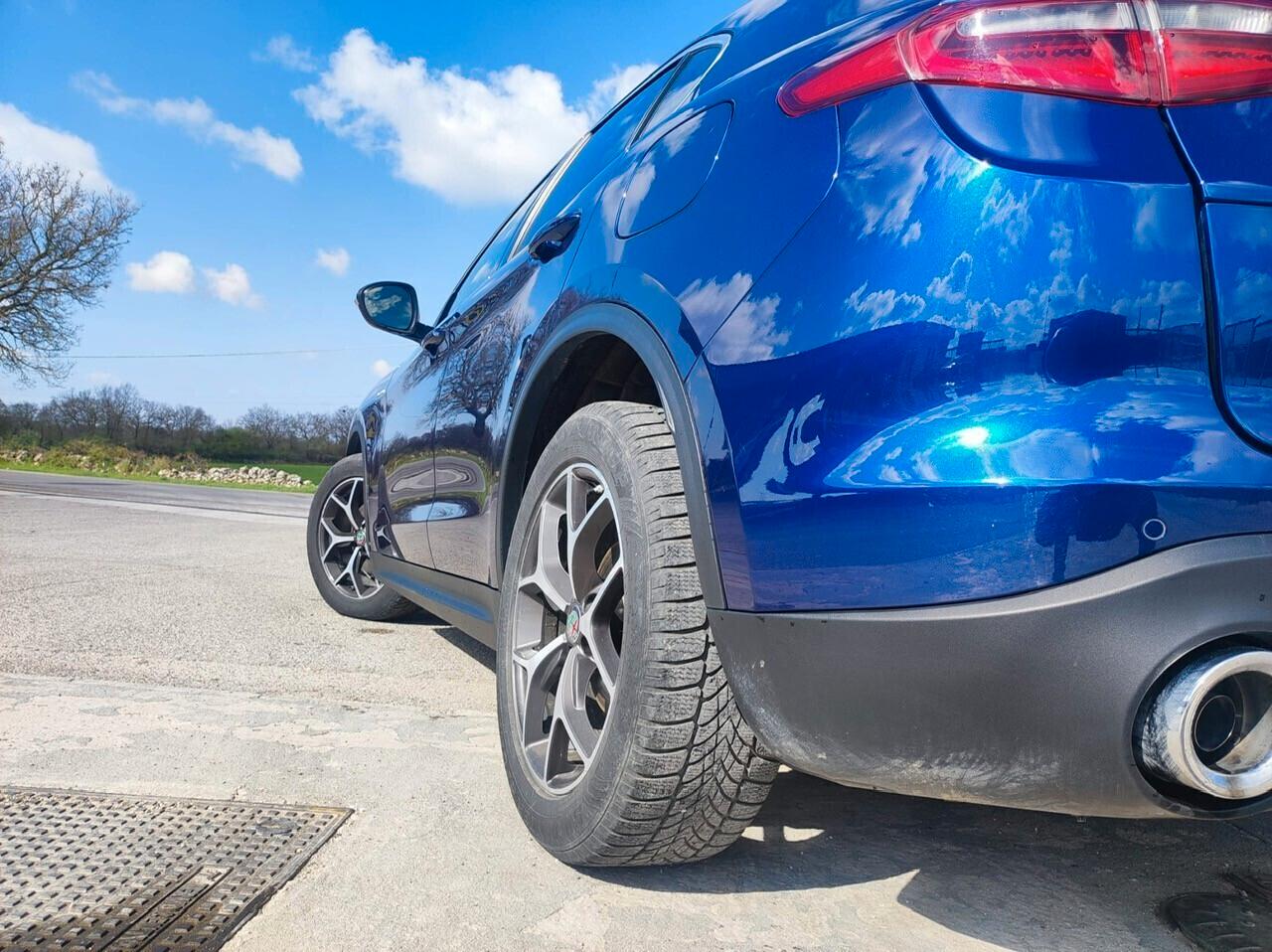 Alfa Romeo Stelvio 2.2 Turbodiesel 210 CV AT8 Q4 Super