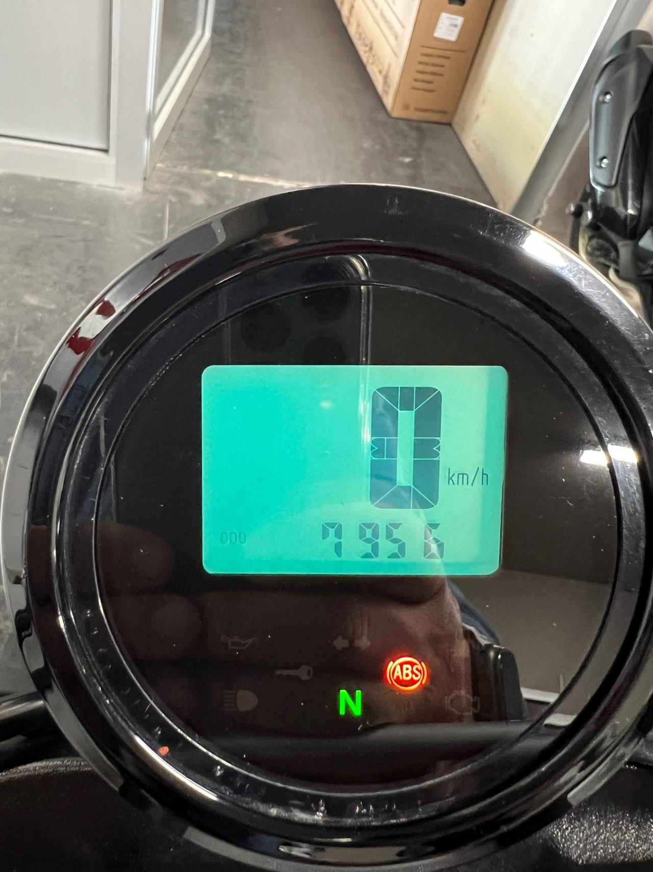 YAMAHA SCR 950
