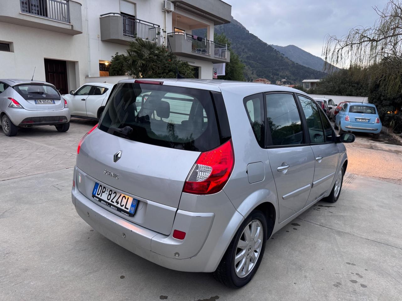 Renault Scenic Grand Scénic 1.6 16V Serie Speciale Dynamique