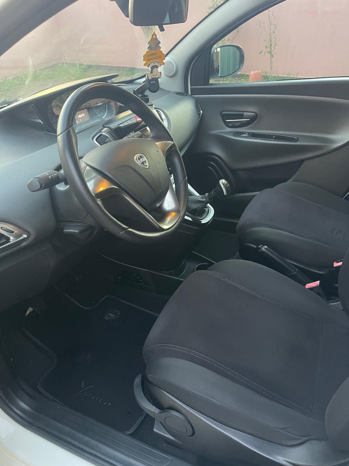 Lancia Ypsilon 1.3 MJT 16V 95 CV 5 porte S&S Platinum