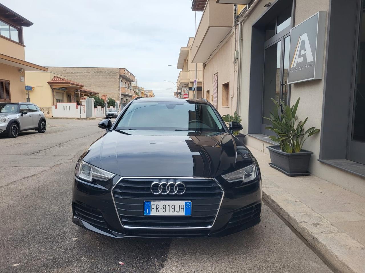 Audi A4 Avant 2.0 TDI 150 CV S -Tronic Business...