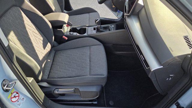 VOLKSWAGEN Golf 2.0 TDI 115 CV SCR Life PERMUTE OK NEOPAT.