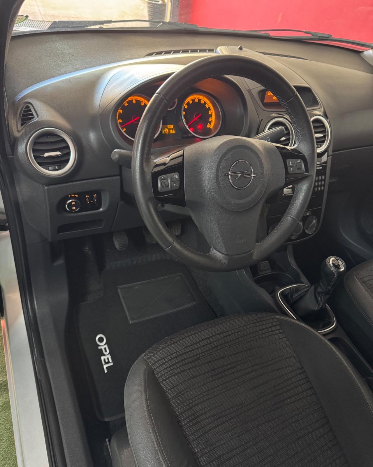 Opel Corsa 1.2 85CV 5 porte GPL-TECH Edition