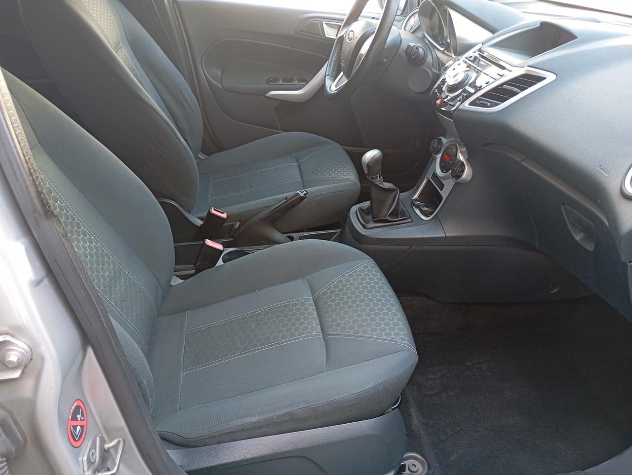Ford Fiesta 1.6 5p. Titanium- 2012