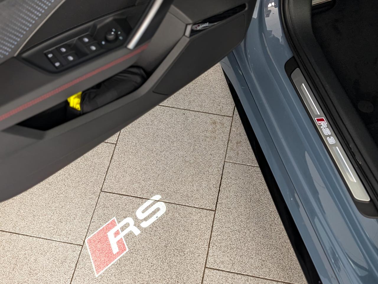 Audi 2.5 TFSI quattro S-tronic