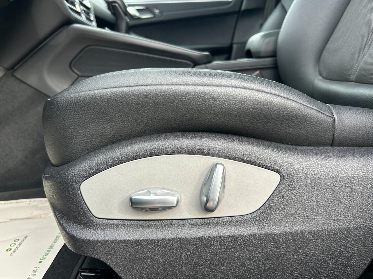 Porsche Macan 2.0 265cv pdk