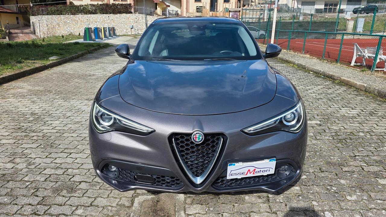 Alfa Romeo Stelvio 2.2 Turbodiesel 210 CV AT8 Q4 Executive