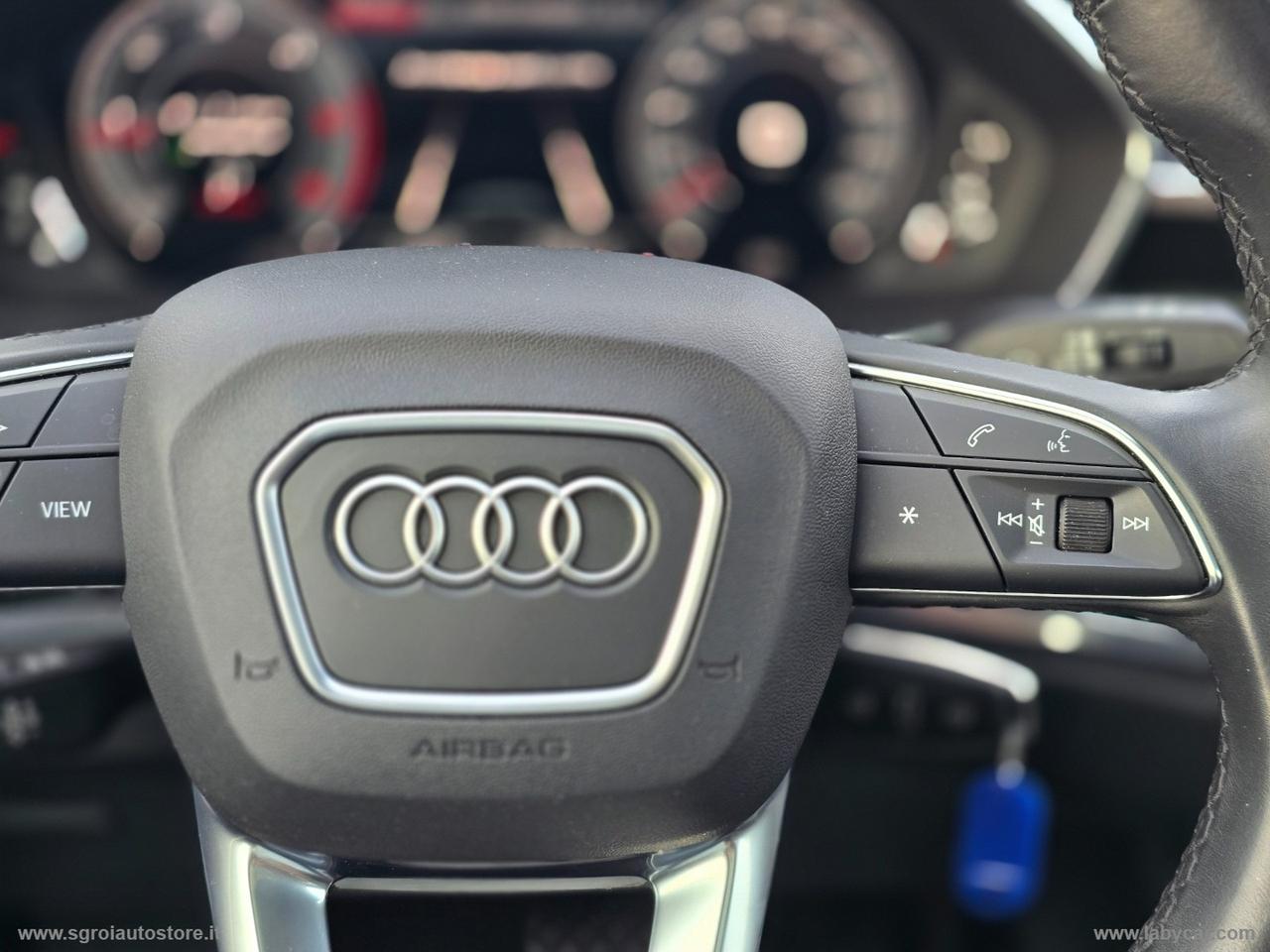 AUDI Q3 SPB 35 TDI S tronic S-LINE