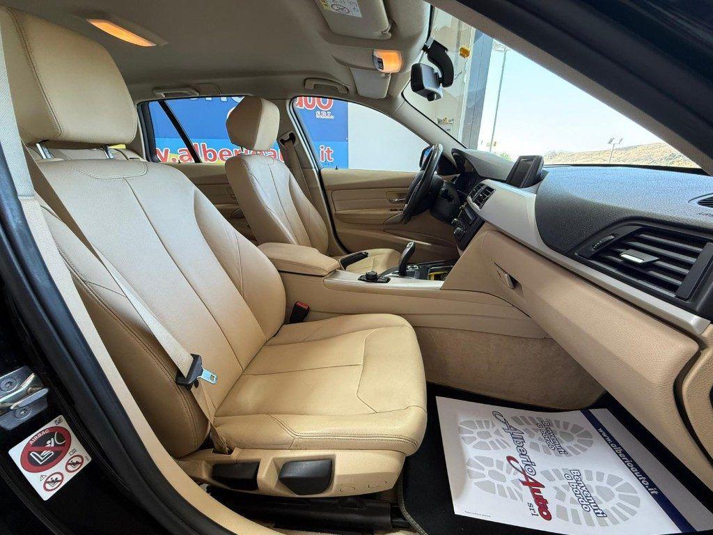 BMW 318 d Touring Business aut.