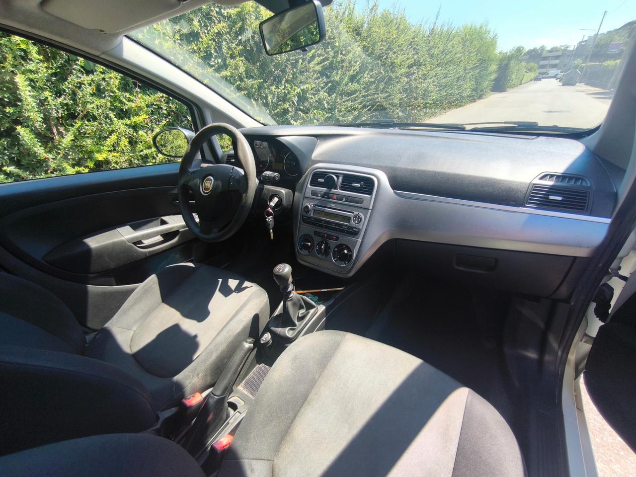FIAT PUNTO 1,2 BENZINA- EURO 6 -OK NEOPATENTATI