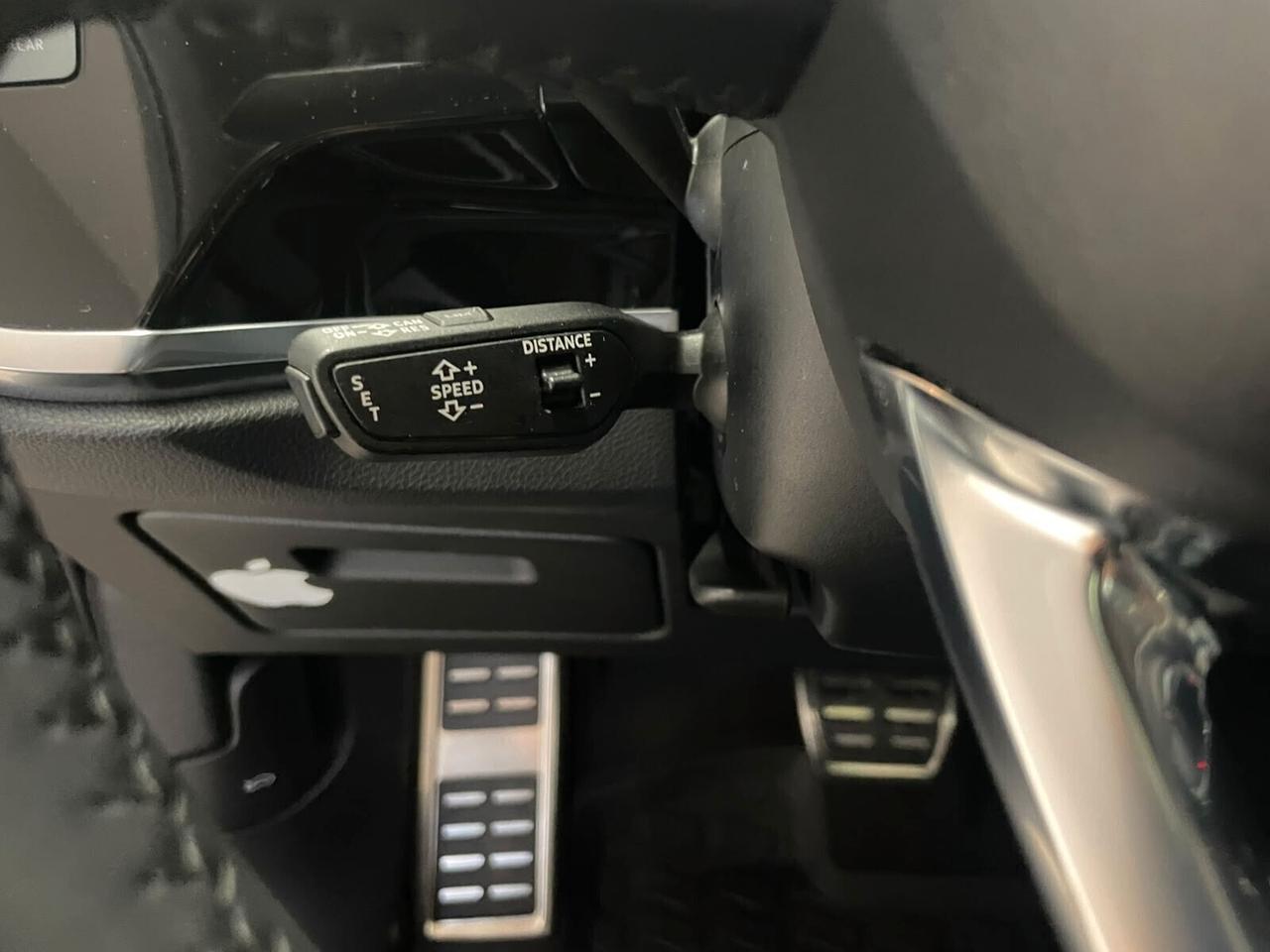Audi Q3 35 TDI S tronic line edition Identity Black Tetto Apribile