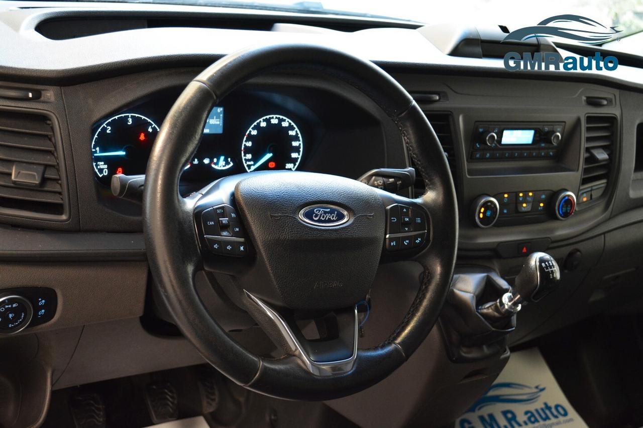 Ford Tourneo Custom Shuttle Bus 320 2.0 EcoBlue 130CV PL Trend