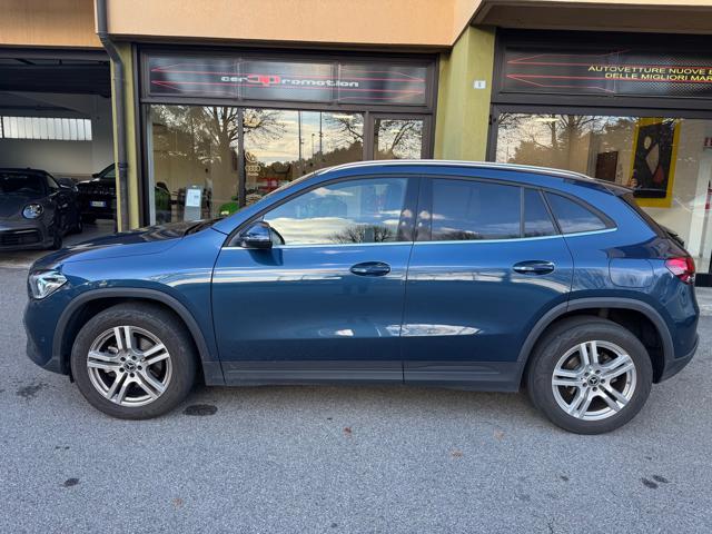 MERCEDES-BENZ GLA 200 d Automatic Premium