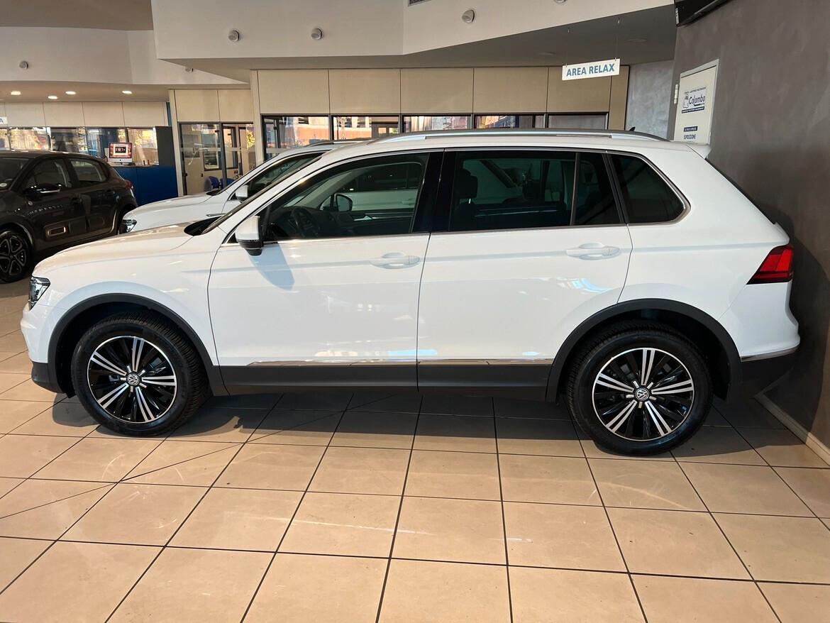 Volkswagen Tiguan 2.0 tdi Executive 4mot 150cv dsg App Conn Led 18"