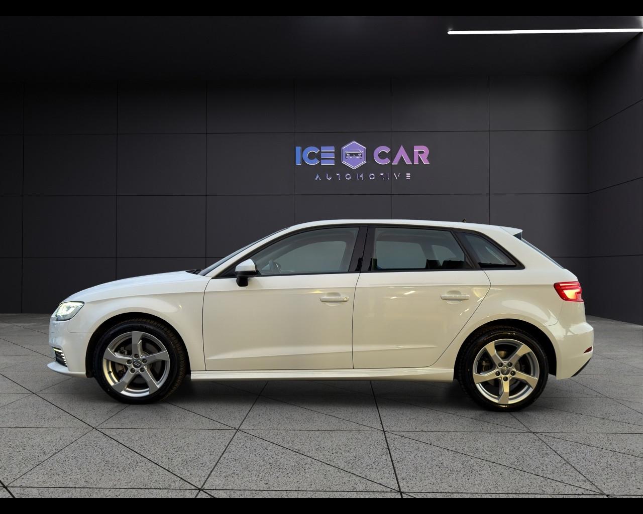 AUDI A3 Sportback e-tron - A3 SPB 40 e-tron S tronic