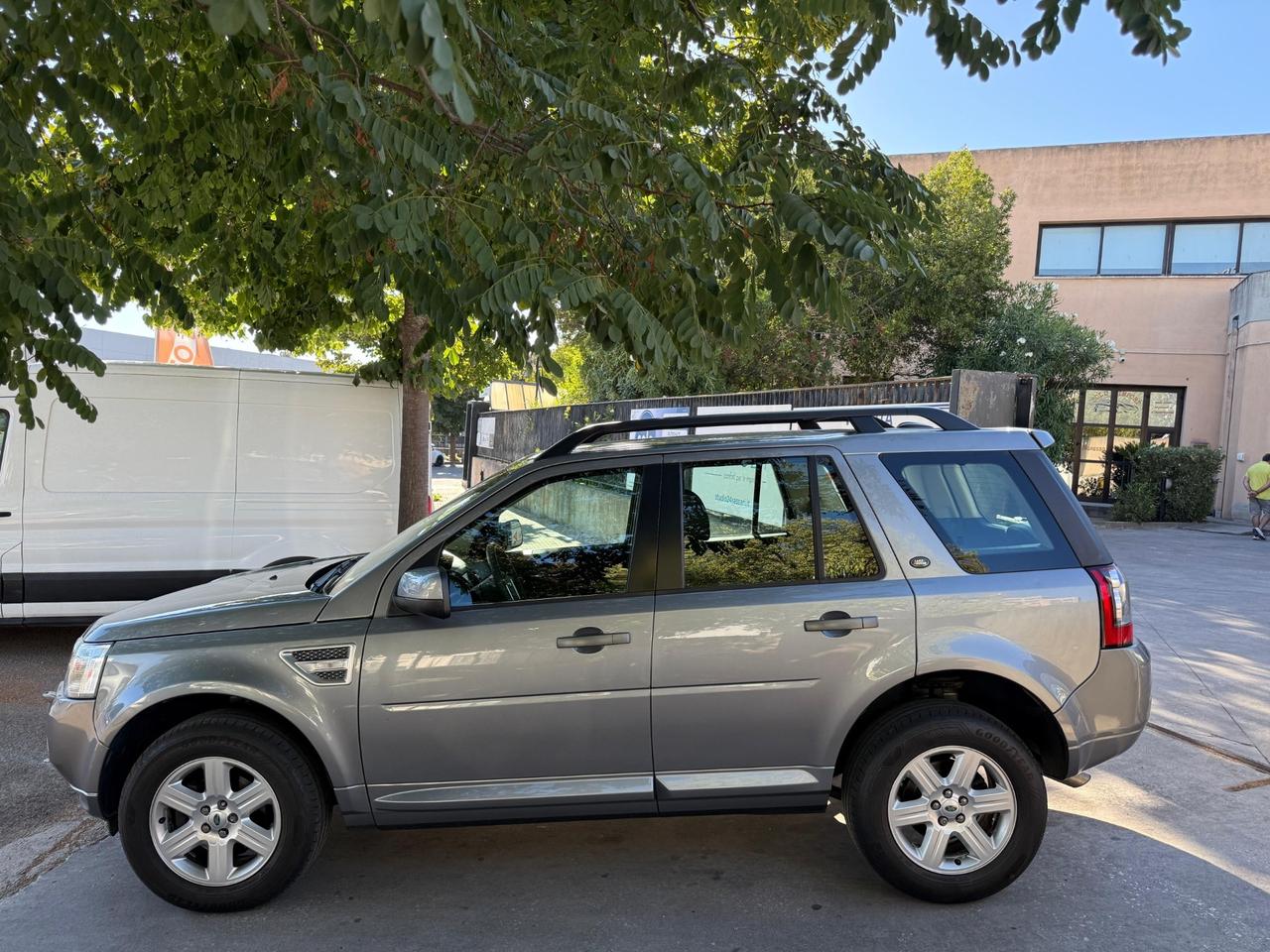 Land Rover Freelander 2.2 SD4 S.W. SE