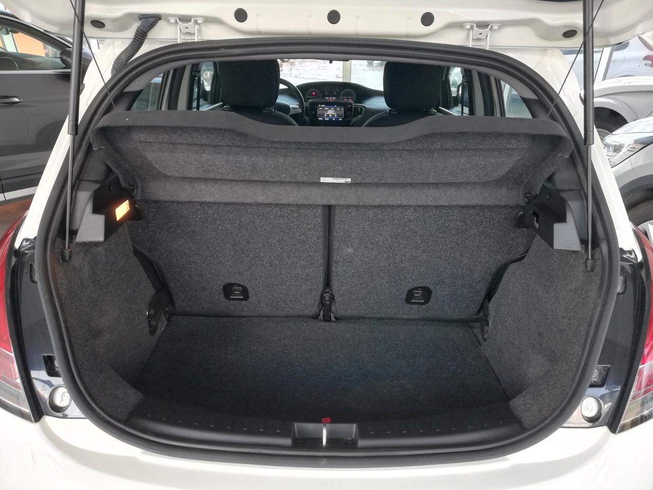 Lancia Ypsilon 1.0 FireFly 5 porte S&S Hybrid Gold Unico Proprietario