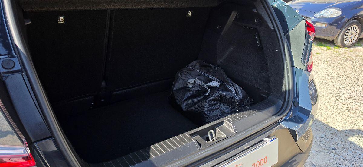 RENAULT Captur TCe 12V 100 CV GPL Zen