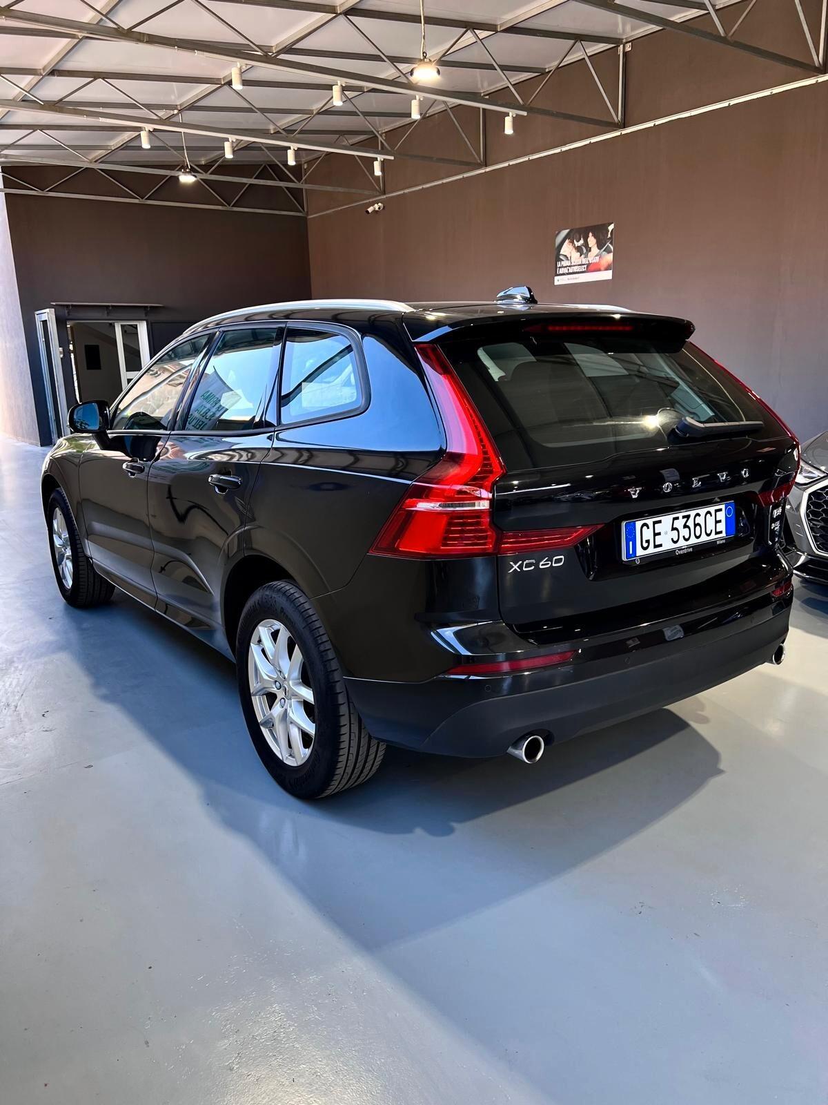 Volvo XC 60 XC60 B4 (d) AWD Geartronic Business Plus