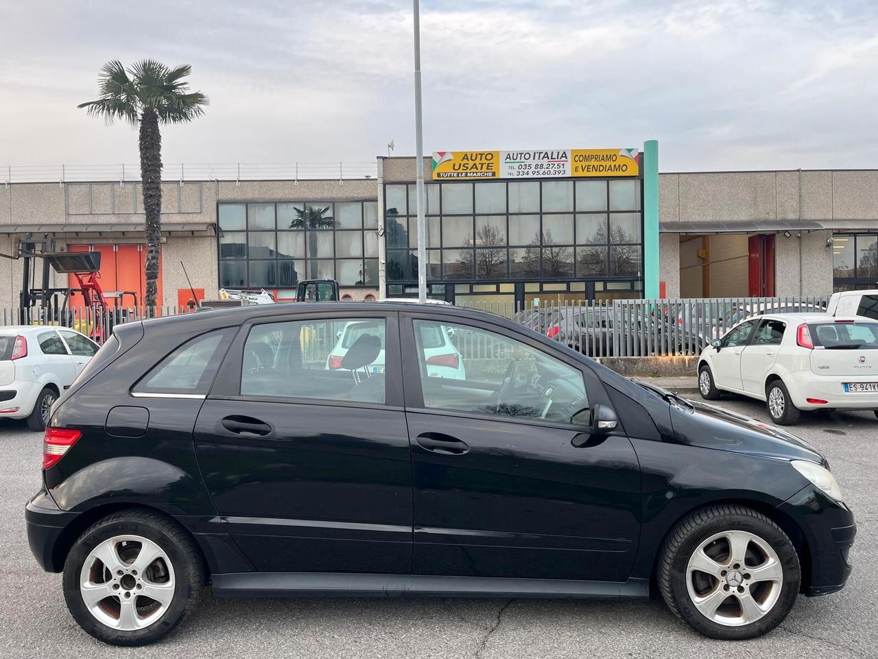 Mercedes-benz B 180 CDI **CAMBIO PROBLEMATICO**