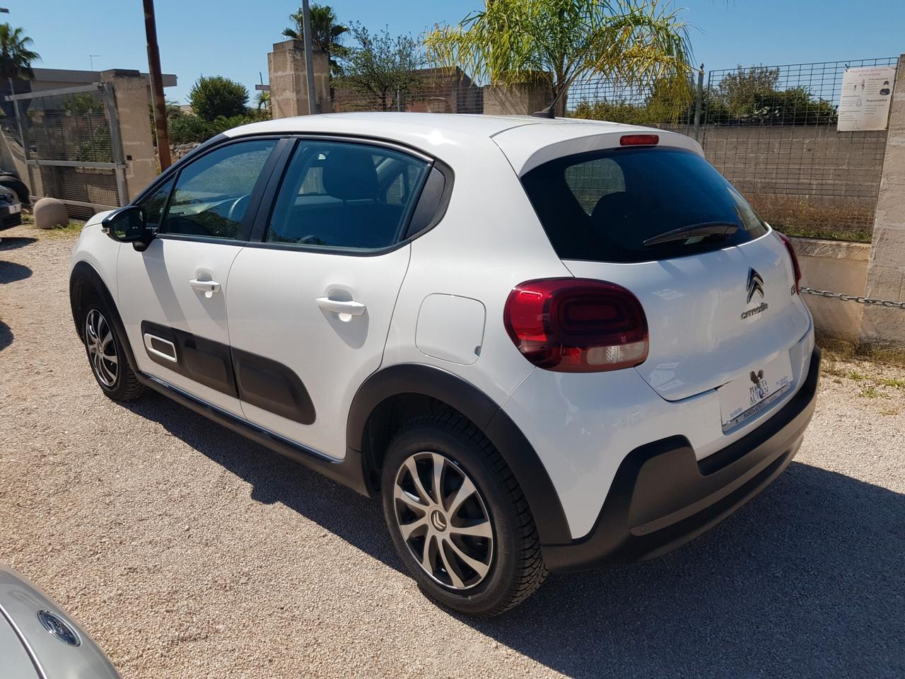 Citroen C3 1.2 Feel 83 cv Navy Led Sensori Cruise Connettivita'
