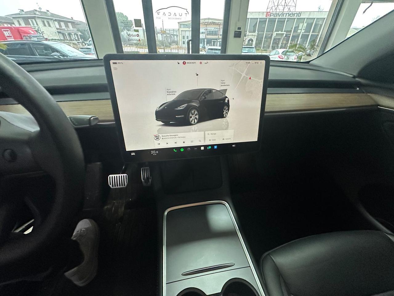 Tesla Model Y STANDARD RANGE SINGLE MOTOR RW #8363