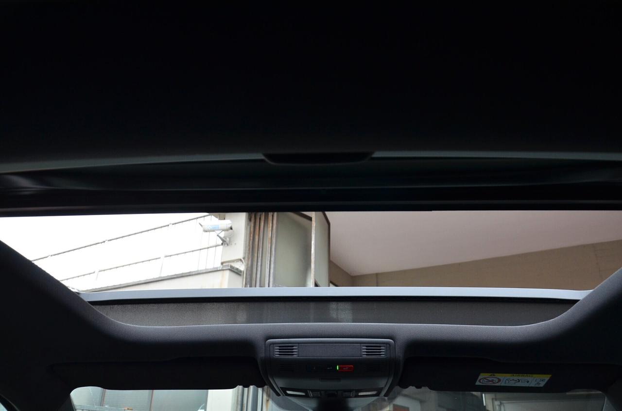 Volkswagen Taigo 1.0 TSI 110 CV R-Line